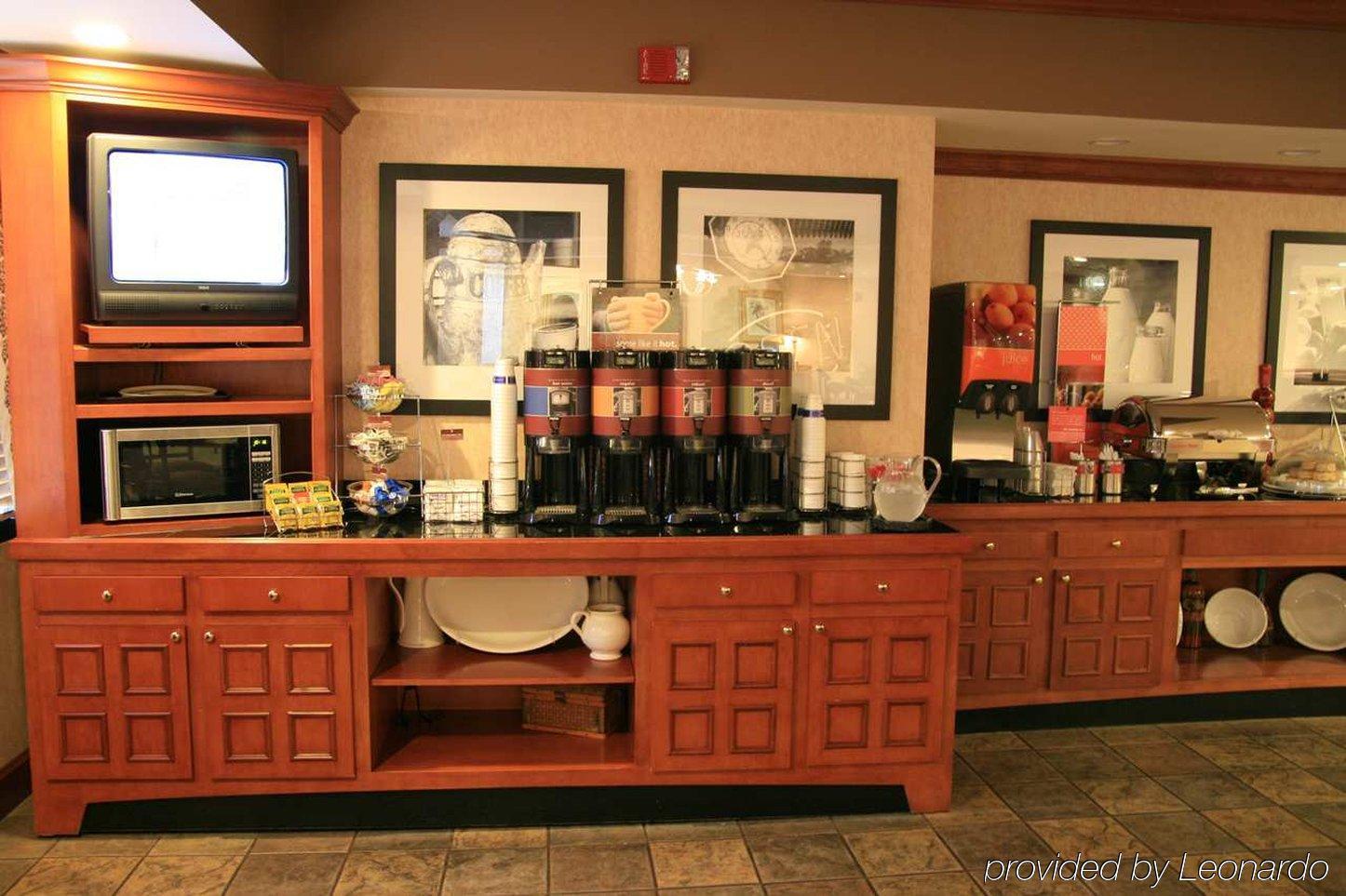 Hampton Inn Lafayette Restaurant photo